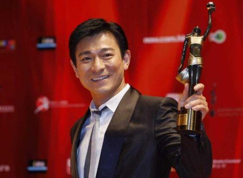 娱乐圈吃瓜刘德华微博,刘德华微博吃瓜事件引发热议