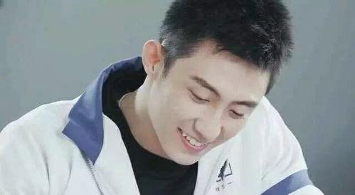 娱乐吃瓜爆料黄景瑜视频,娱乐吃瓜背后的真相揭秘